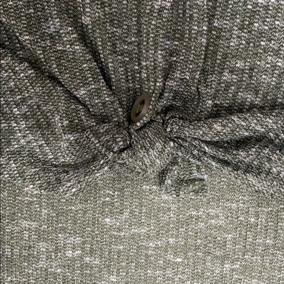 Green knit button down with knot - Picture 3 of 4